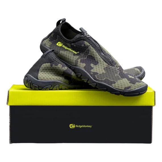 RIDGEMONKEY APEAREL DROPBACK AQUA SHOES CAMO SIZE UK10 (EU45)
